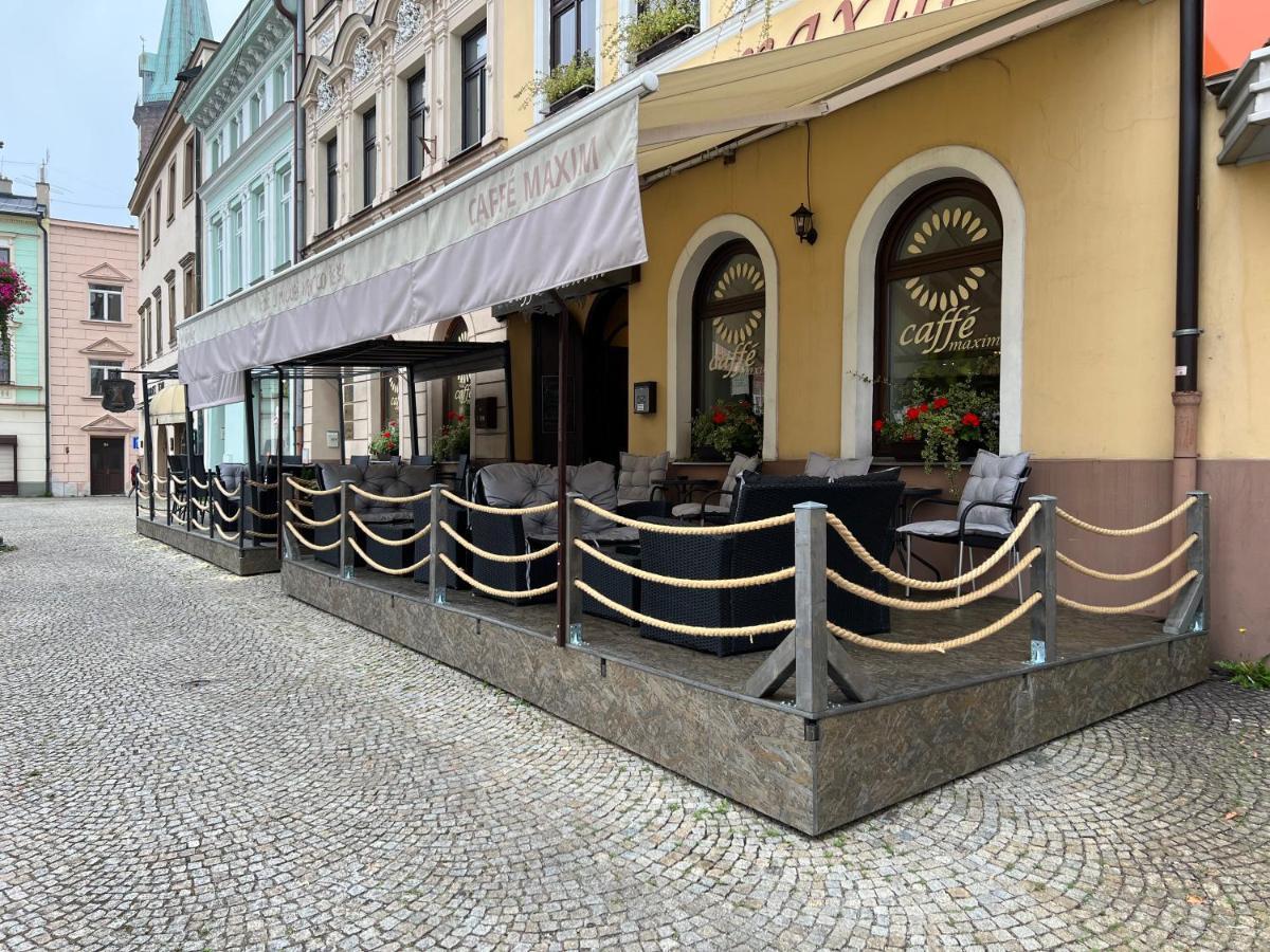Hotel Maxim Frýdek-Místek Exterior foto